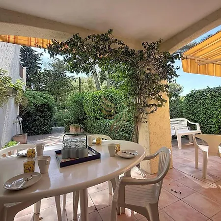 Apartmán Le Bastidon Provencal T3 Terrasse 3min Saint-Raphaël