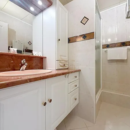 Le Bastidon Provencal T3 Terrasse 3min Apartmán *